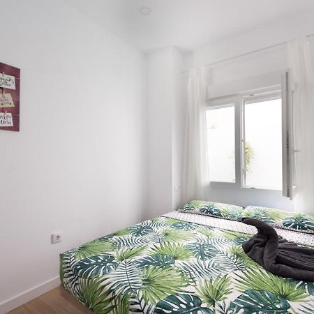 Cozy 3 Bed Apartment In The Heart Of Alicante Kültér fotó