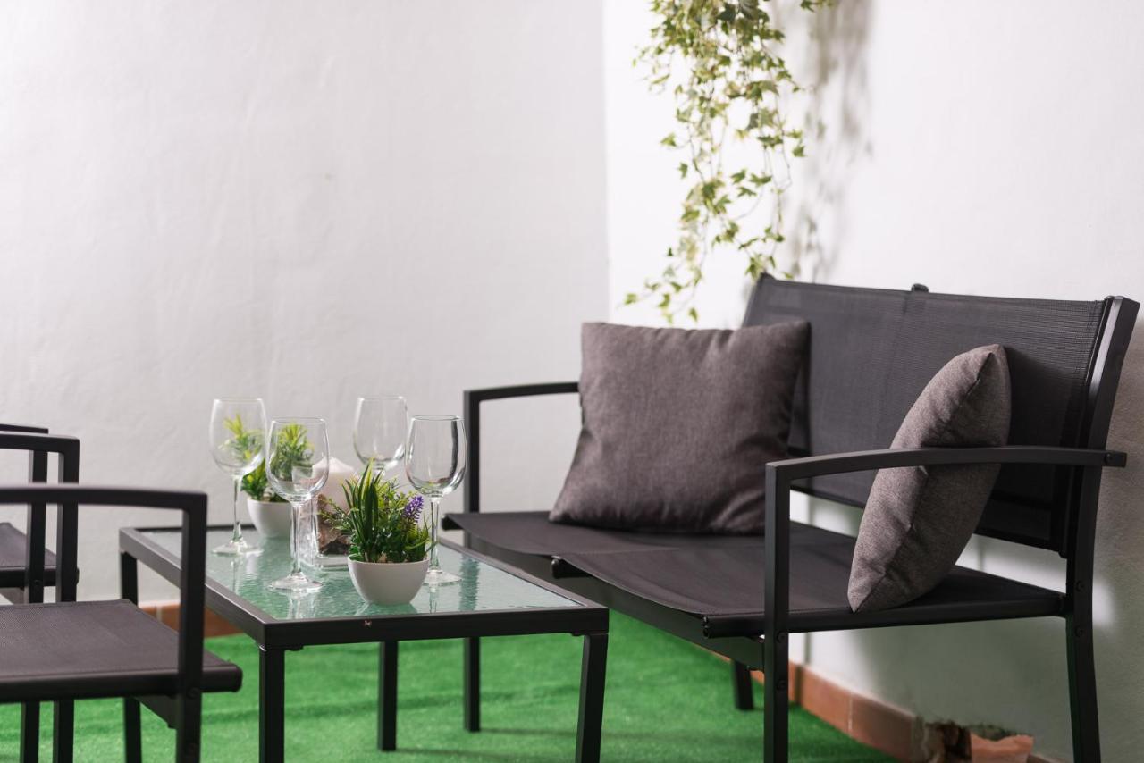 Cozy 3 Bed Apartment In The Heart Of Alicante Kültér fotó