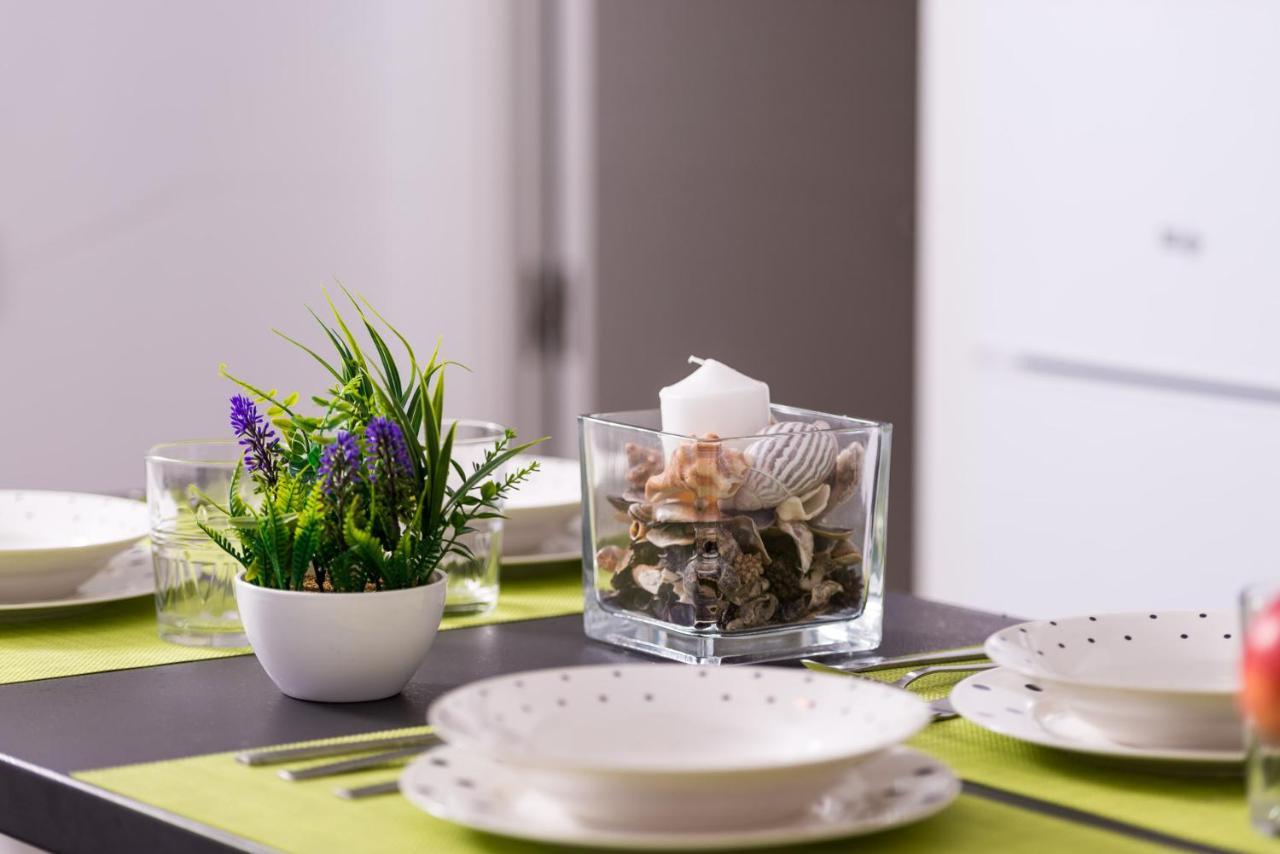 Cozy 3 Bed Apartment In The Heart Of Alicante Kültér fotó